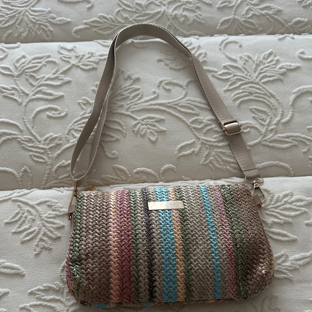 Elegant Multicolor Striped Crossbody Bag
